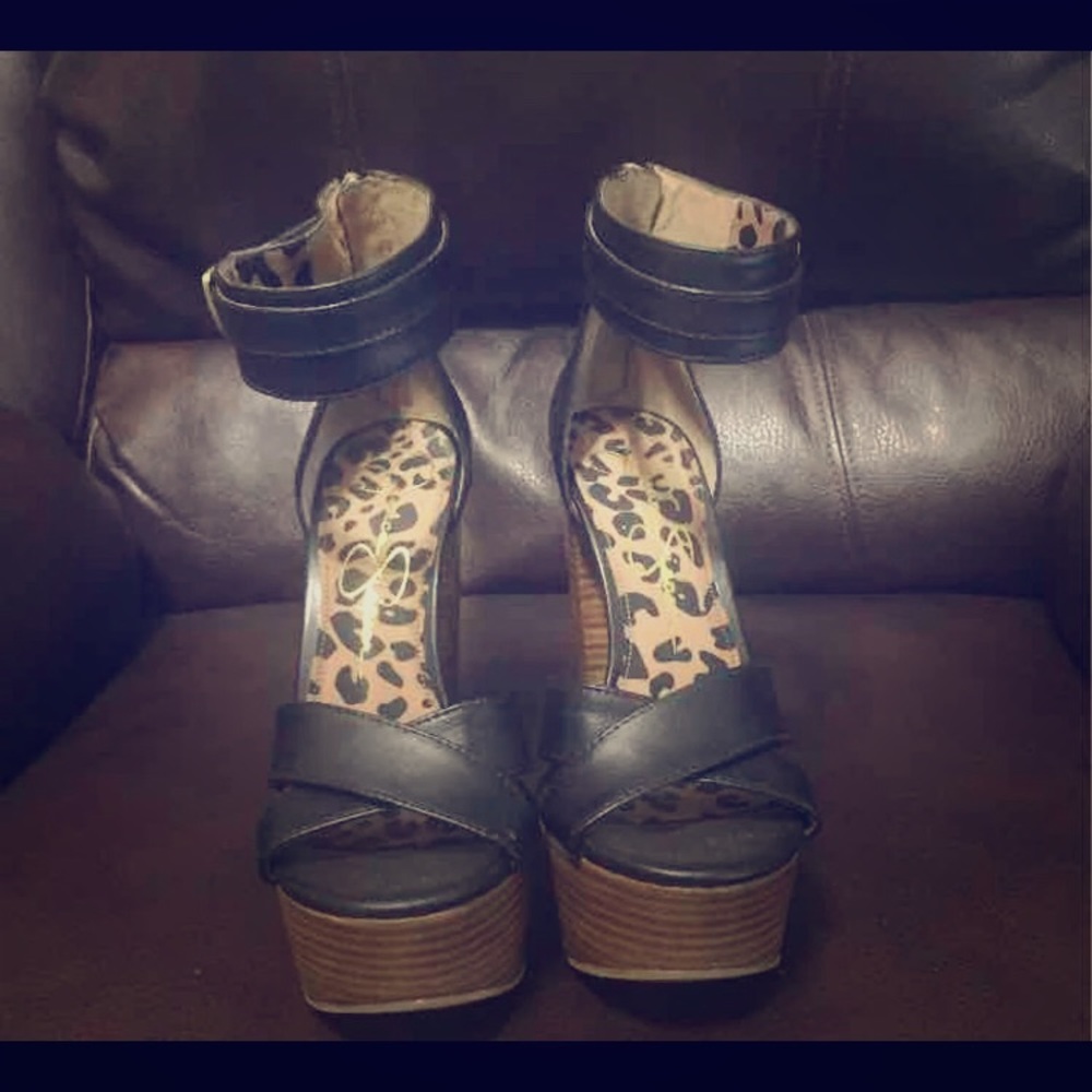 Jessica Simpson heels
